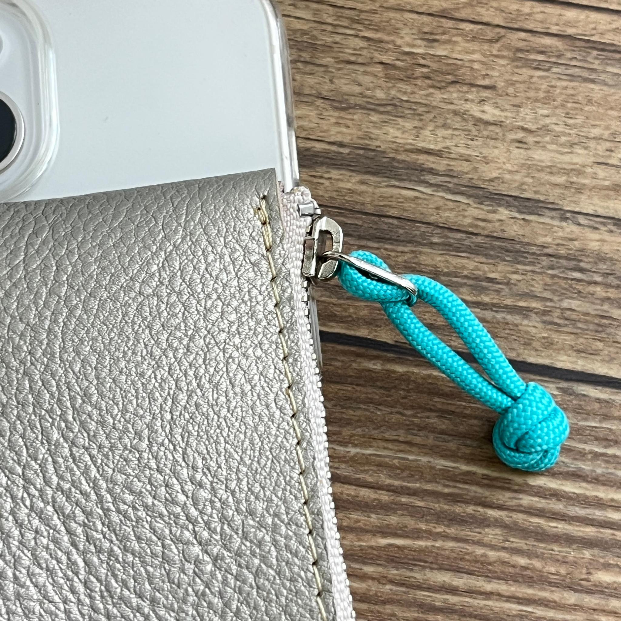 本革ファスナーポーチ付スマホケース&パラコードショルダーストラップ●長さ調整可●ゴールド iPhone,Xperia | 2枚目